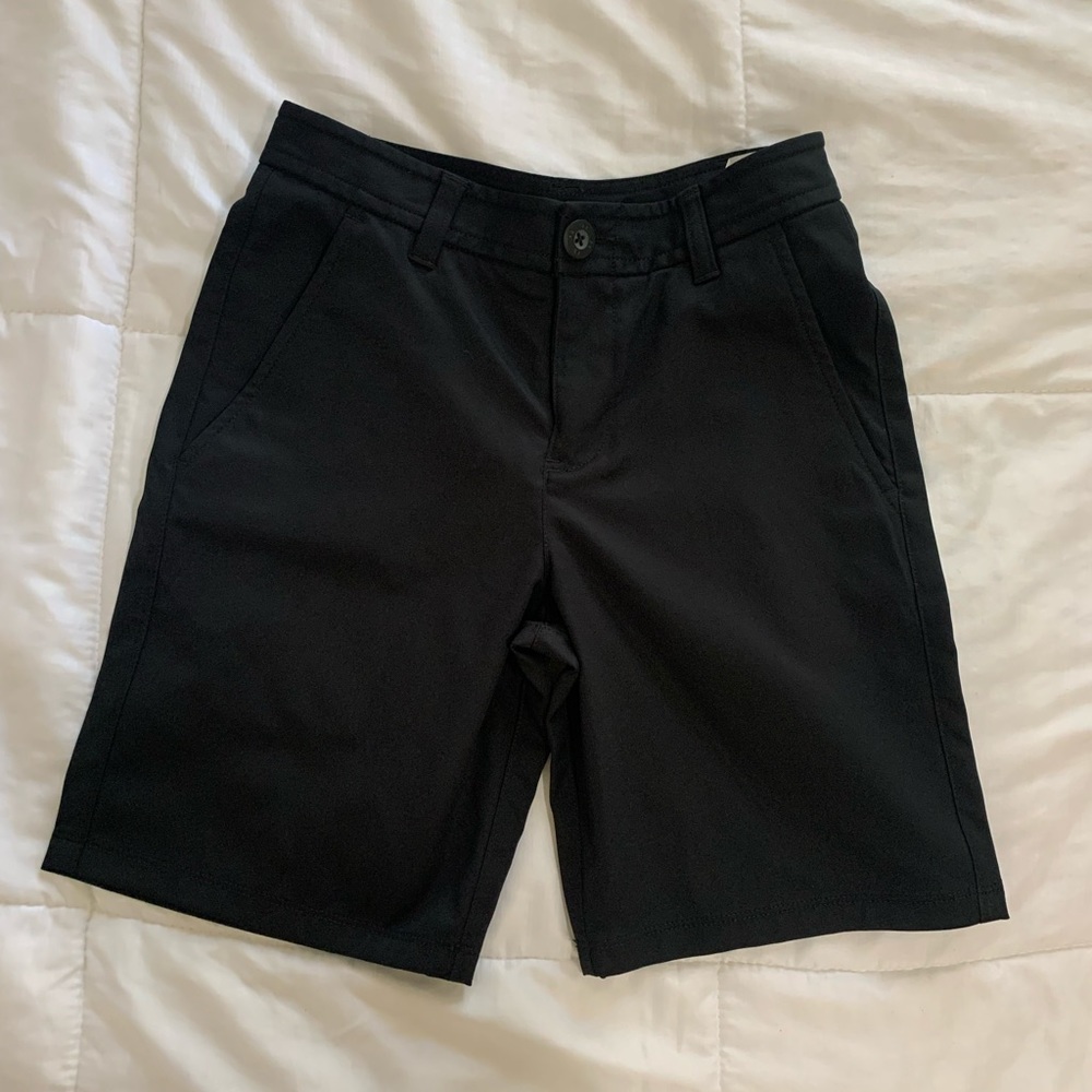 Boys (10) Under Armour Shorts